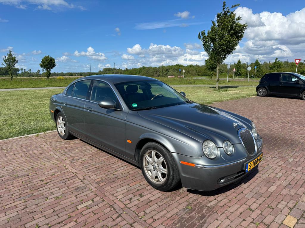 Jaguar S-Type 3.0 V6 Sport AUT 2004 Grijs, Automaat, 238 pk, Achterwielaandrijving, 1850 kg