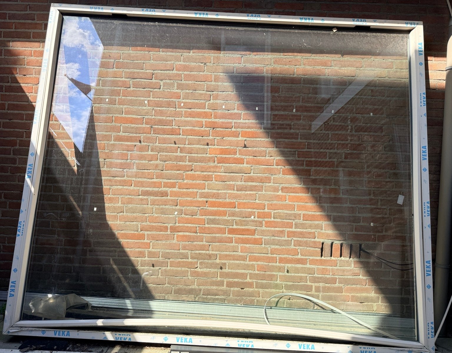 Nieuw VEKA kunststof kozijn mét A++ glas | 252 x 213 cm, Doe-het-zelf en Verbouw, Glas en Ramen, Ophalen, Gevelraam of Ruit, Nieuw