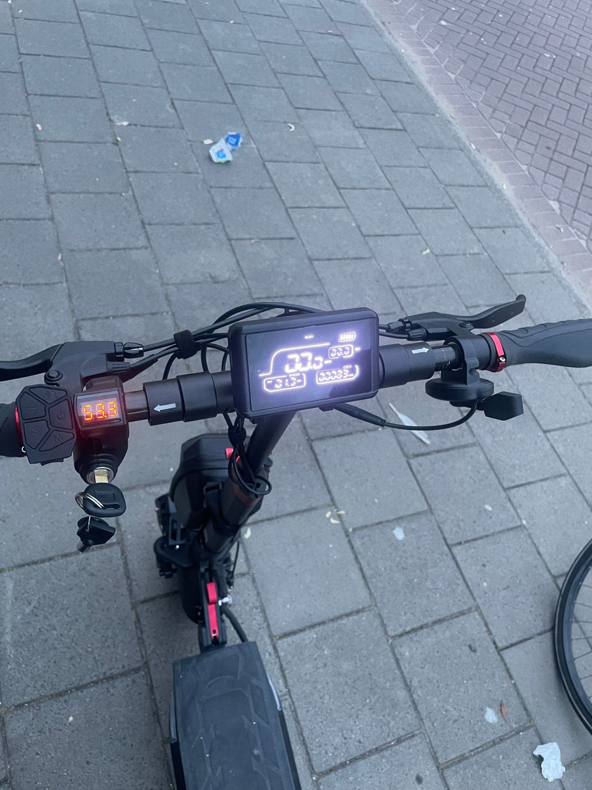 Newboler Elektrische Step - 50 km per uur, Fietsen en Brommers, Steps, Ophalen of Verzenden, Zo goed als nieuw, Elektrische step (E-scooter)