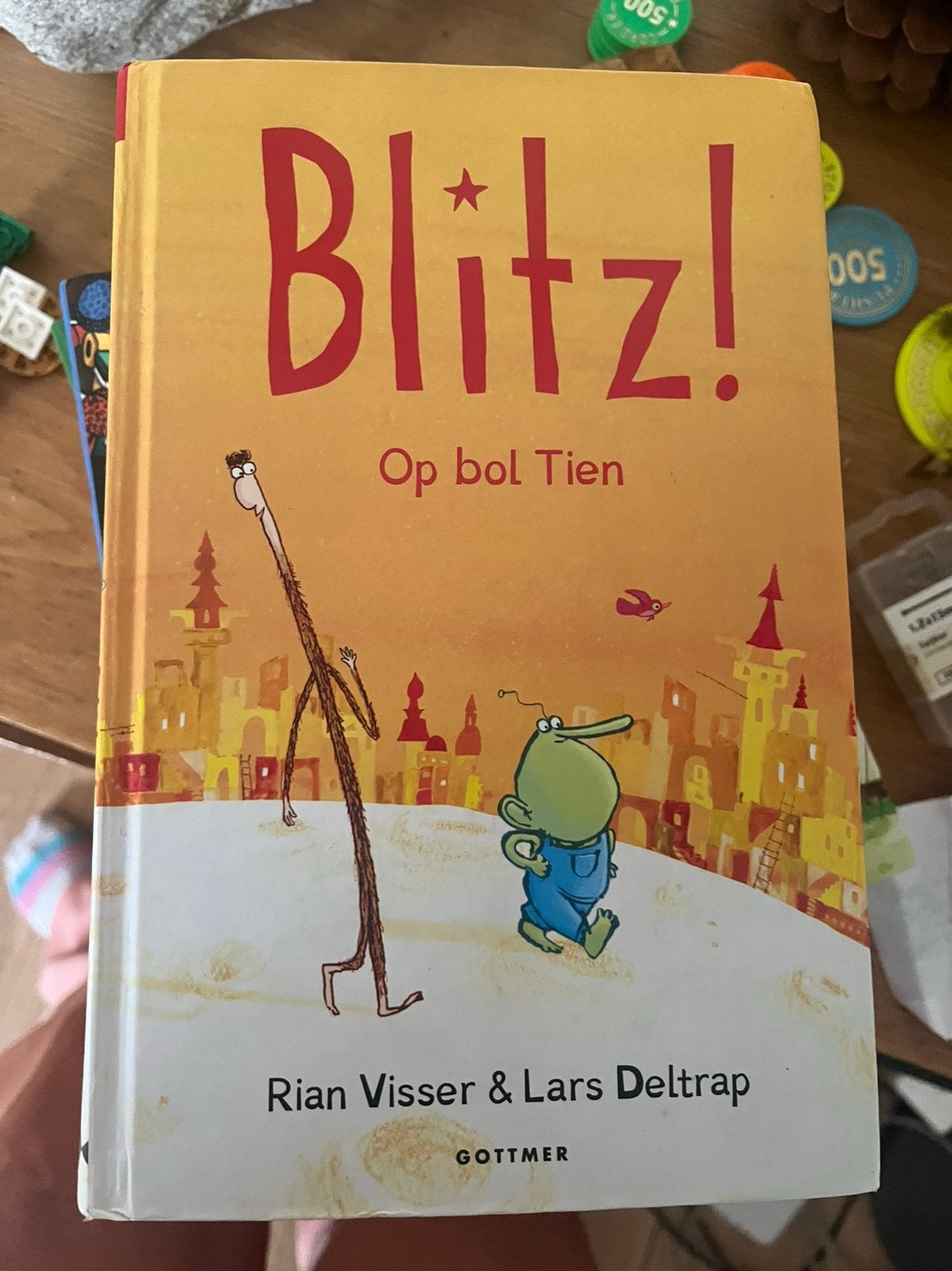 Rian Visser - Op bol Tien, Fictie algemeen, Ophalen of Verzenden, Zo goed als nieuw, Rian Visser