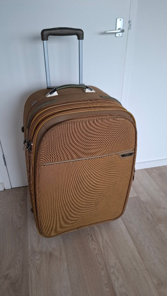 Koffer/trolley 135 tot 150 liter, in goede staat, Sieraden, Tassen en Uiterlijk, Ophalen, Uitschuifbare handgreep, Gebruikt, 45 tot 55 cm