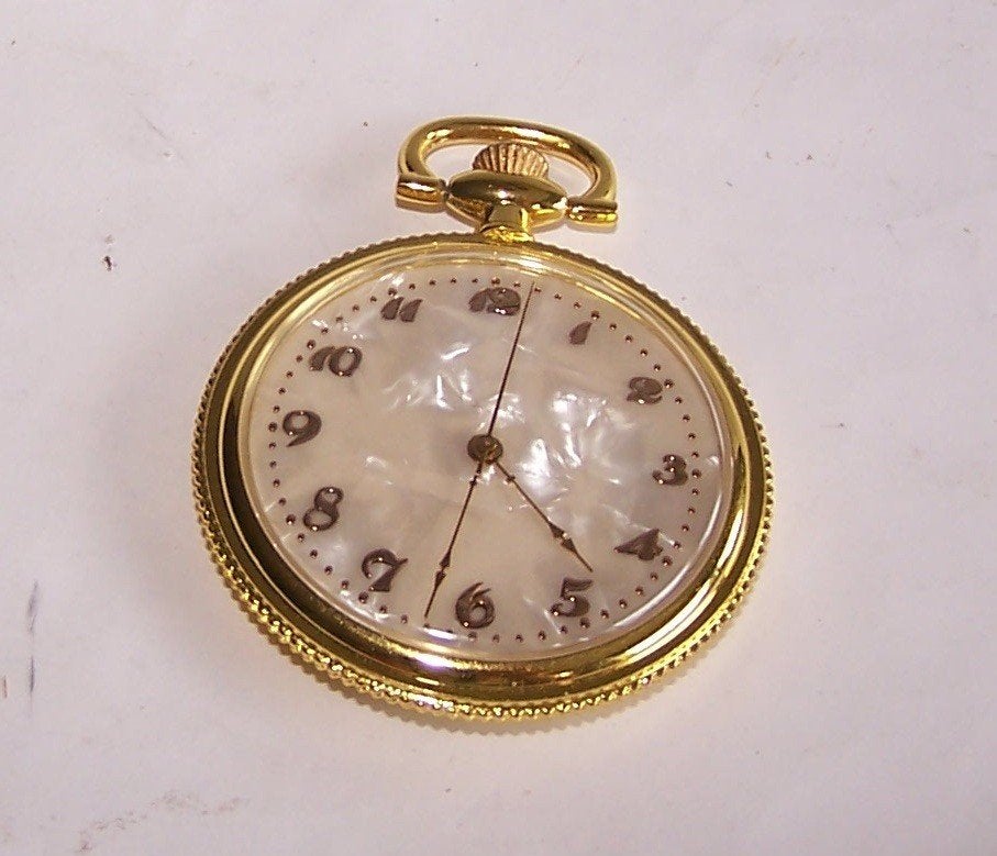 Vintage Goudkleurige Zakhorloge met Parelmoer Wijzerplaat., Ophalen of Verzenden, Gebruikt