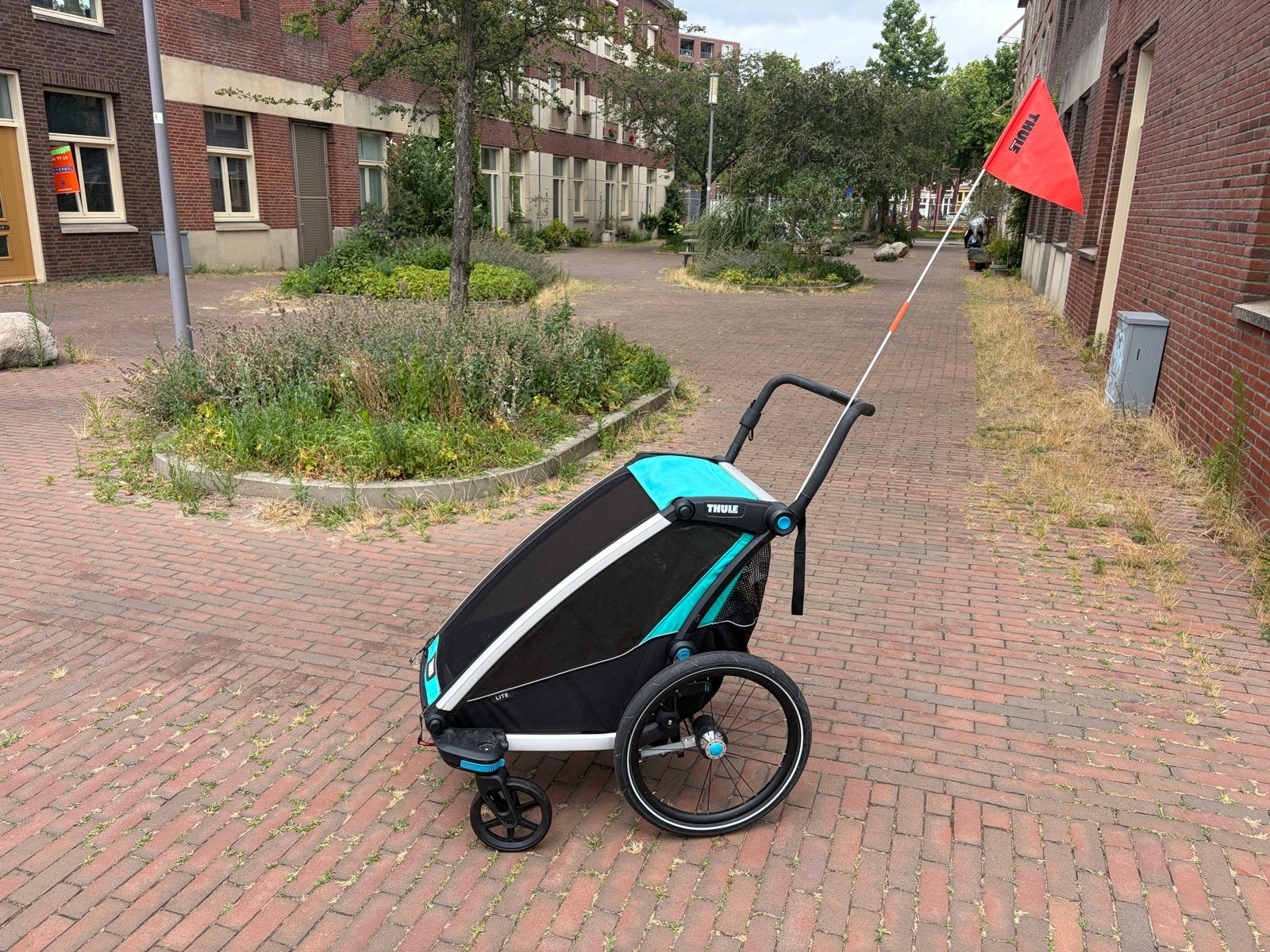 Thule Chariot lite 1 Kinderkar - Compleet met accessoires, Fietsen en Brommers, Fietsaccessoires | Aanhangers en Karren, Ophalen