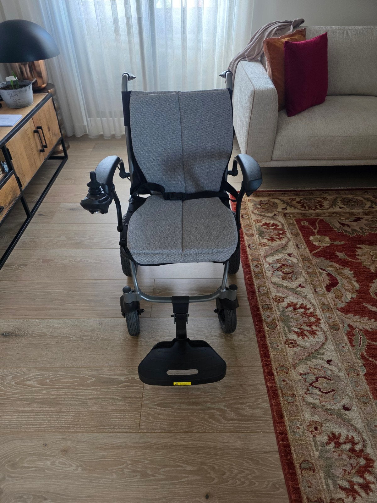 Elektrische rolstoel, Diversen, Rolstoelen, Ophalen, Inklapbaar, Zo goed als nieuw, Elektrische rolstoel