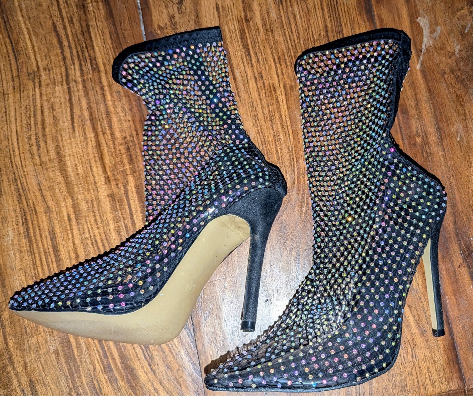Zwarte enkellaarsjes met glitters en hoge hakken, Zwart, Lage of Enkellaarzen, Ophalen of Verzenden, Onbekend