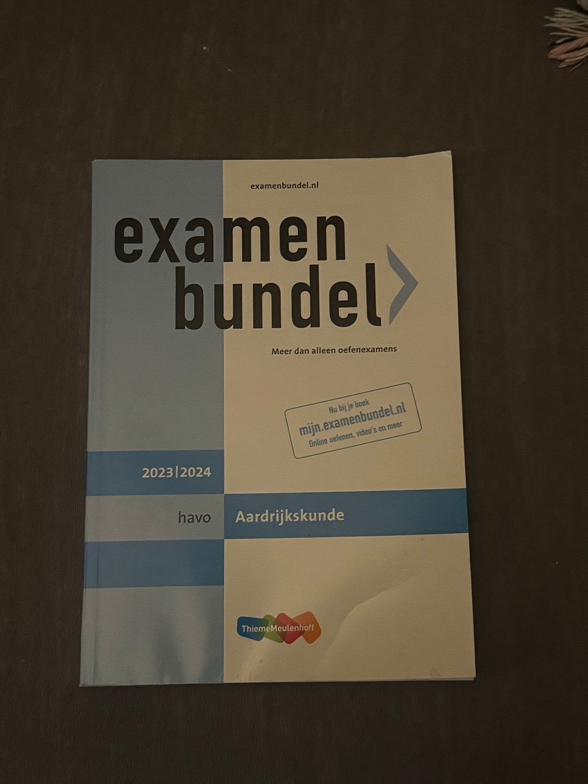 Examenbundel Aardrijkskunde havo 2023/2024, Ophalen of Verzenden, Gamma, Zo goed als nieuw, HBO