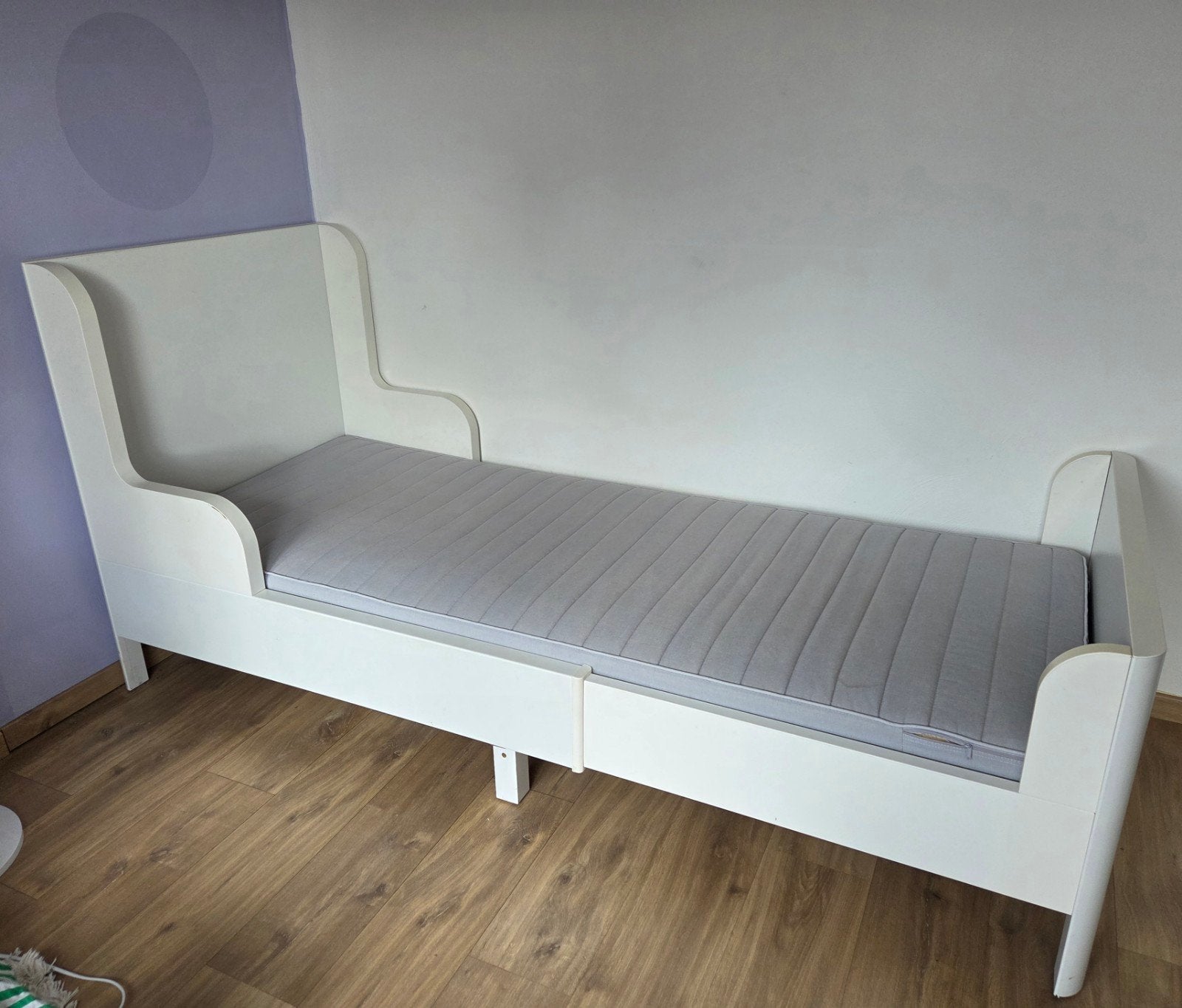 Kinder meegroeibed IKEA Busunge met matras (volledige lengt, Ophalen, Gebruikt