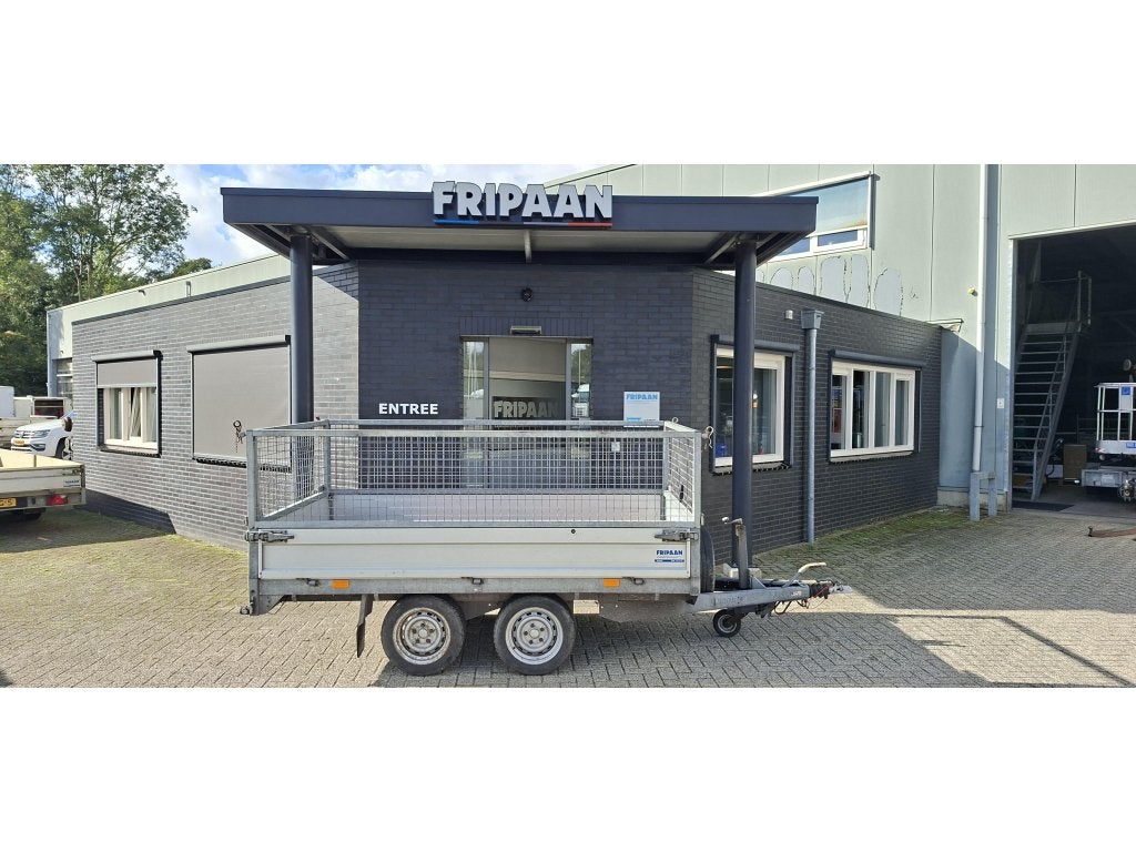 Saris Plateauwagen met loofrekken 2000kg, Gebruikt