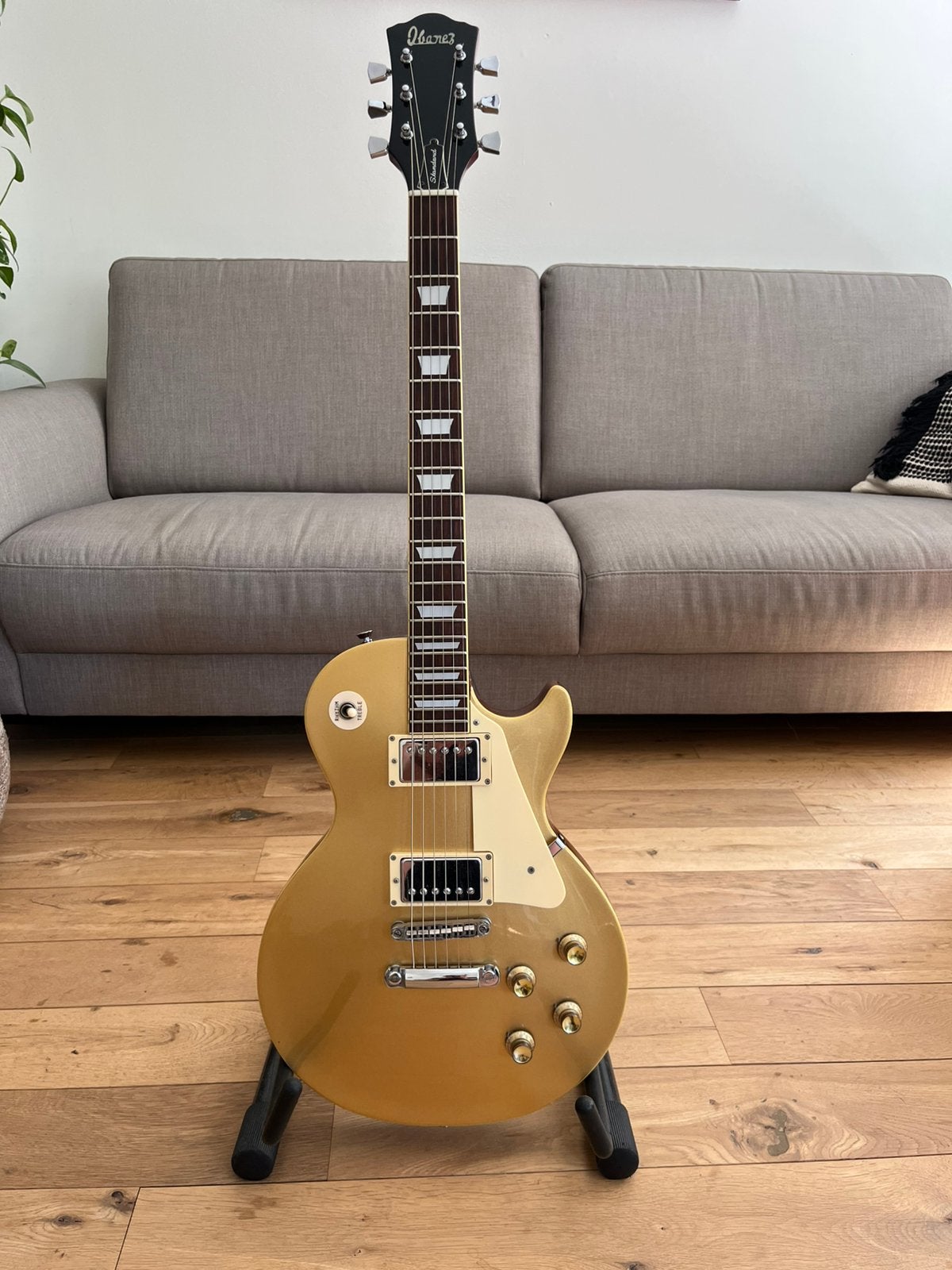 Ibanez Les Paul Gold Top 2351, Muziek en Instrumenten, Snaarinstrumenten | Gitaren | Elektrisch, Ophalen, Zo goed als nieuw, Solid body