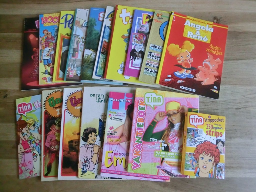 17 stripboeken speciaal voor meisjes, Boeken, Meerdere stripboeken, Ophalen of Verzenden, Gelezen