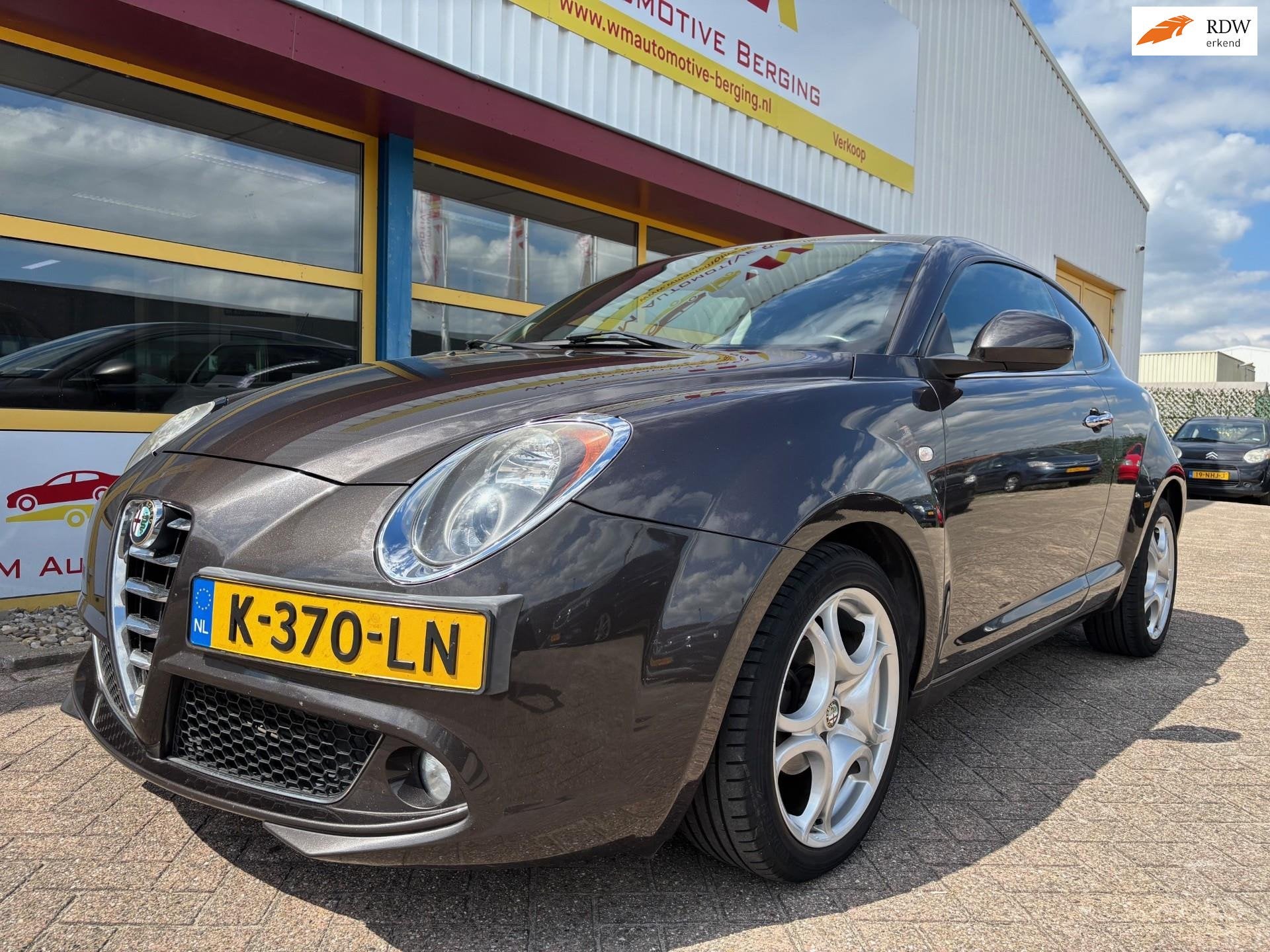 Alfa Romeo MiTo 0.9 TwinAir Exclusive apk t/m 23-2-27, Auto's, Voorwielaandrijving, Dealer onderhouden, Stof, Gebruikt