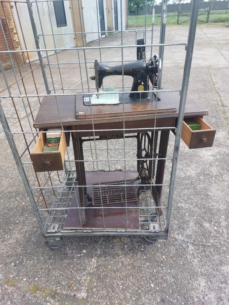 Naaimachine, Ophalen