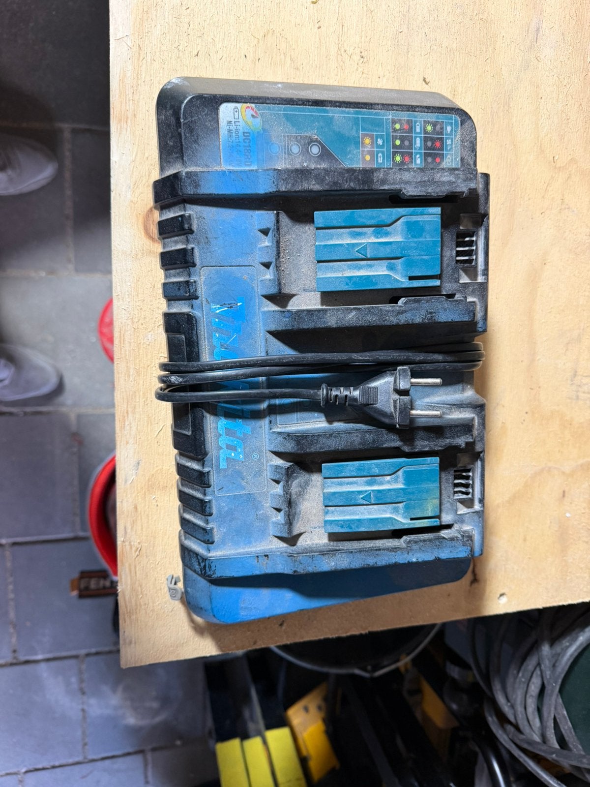 Makita duo lader, Gebruikt