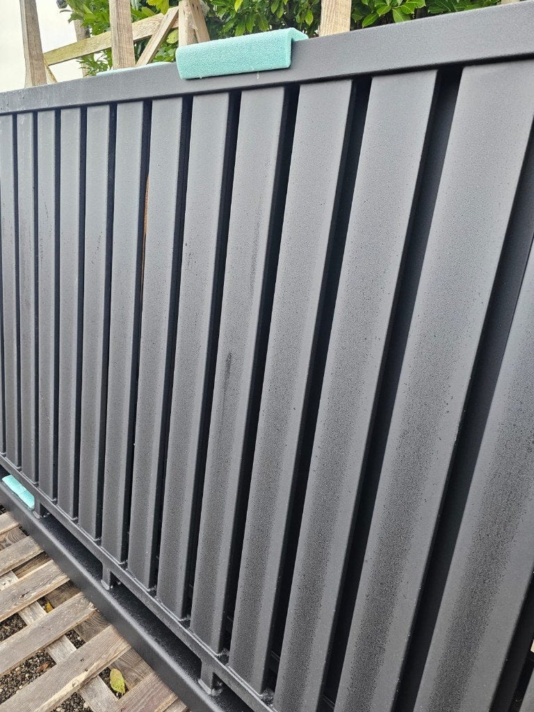 Moderne schuifpoort 'Cairns' in 4 / 5 en 6 meter doorgang!, Tuin en Terras, Tuinhekken en Hekwerk, Met poort, Nieuw, IJzer, Spijlenhekwerk