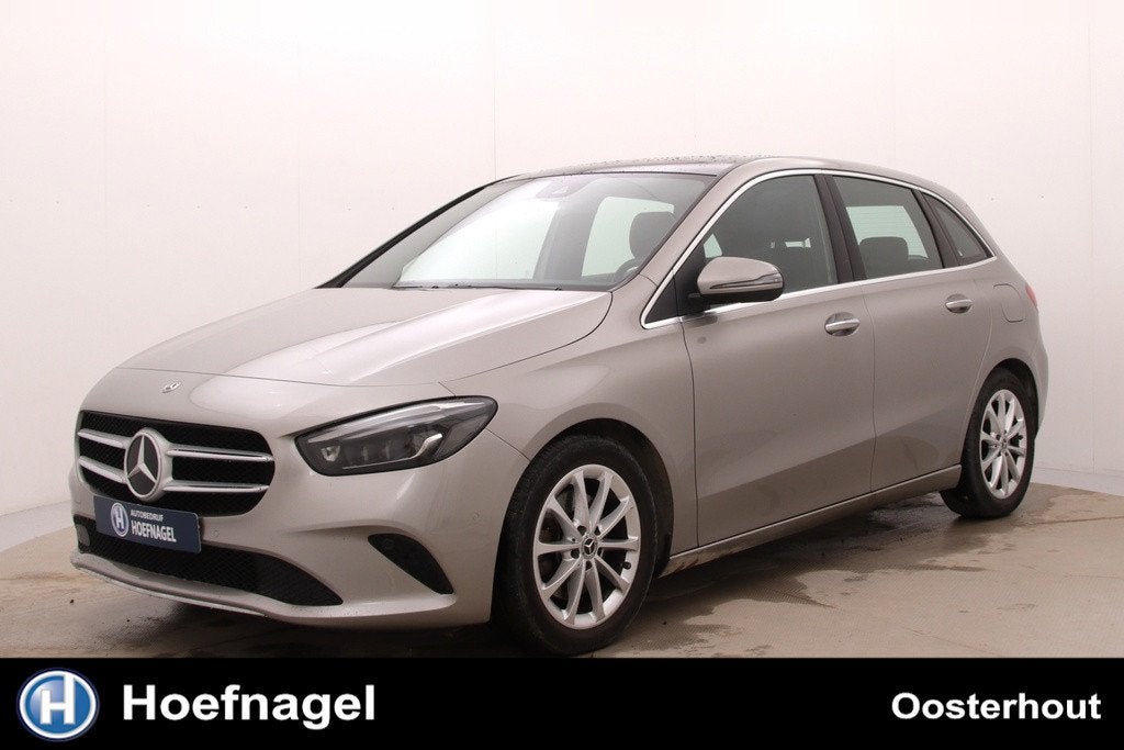 Mercedes-Benz B-klasse 220 4MATIC | Automaat | Adaptive crui, Auto's, Automaat, Zwart, 4 cilinders, Leder en Stof