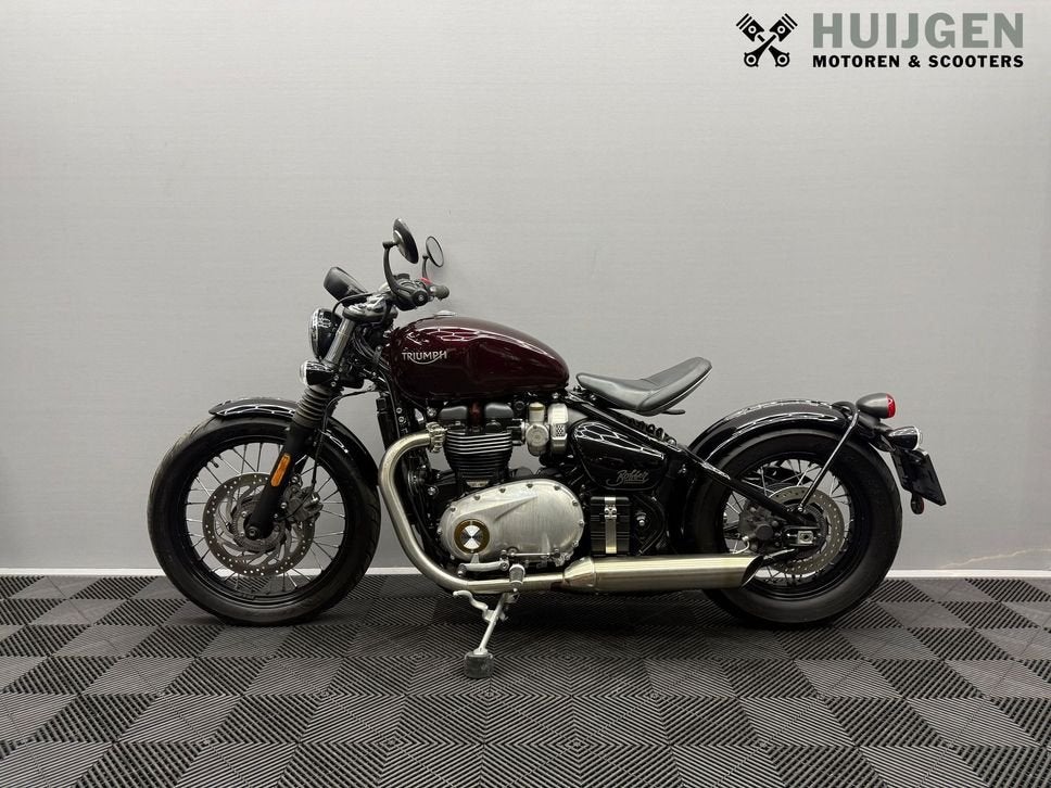 TRIUMPH BONNEVILLE BOBBER, 2 cilinders, Bedrijf, Onbekend, Meer dan 35 kW