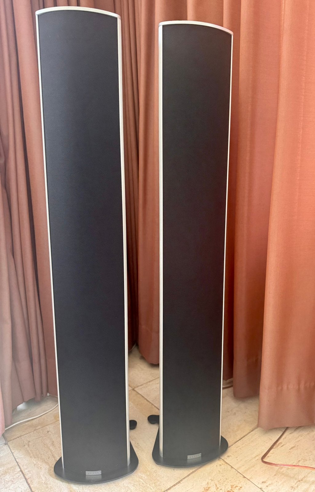 Piega  P4L MK2 vloerstaande  luidsprekers -topgeluid, Vloerstaande luidspreker, Zo goed als nieuw, Ophalen, 150 watt of meer