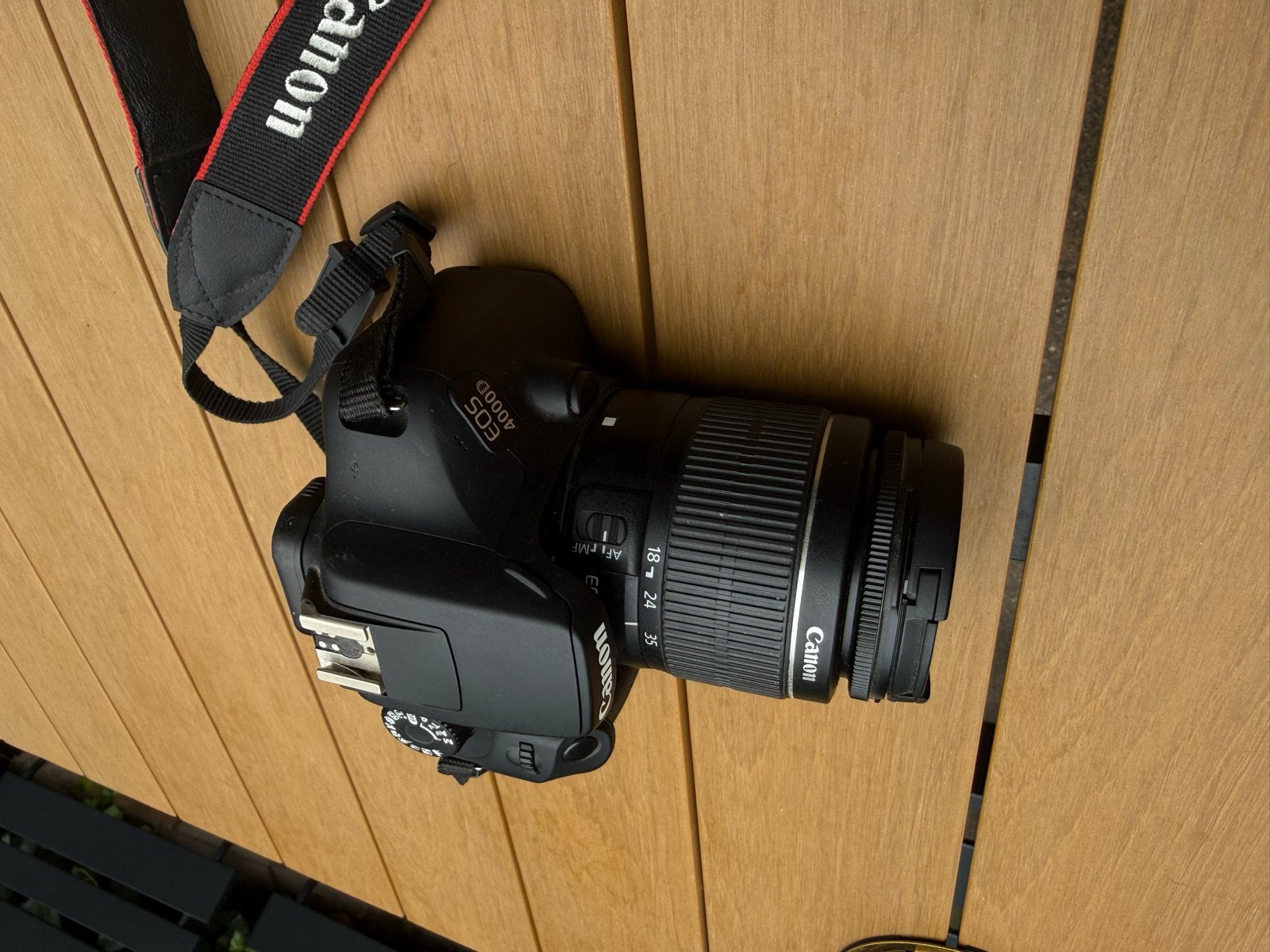 Canon EOS 4000D met EFS 18-55mm lens en oplader, Ophalen, Gebruikt, Canon, Oplader