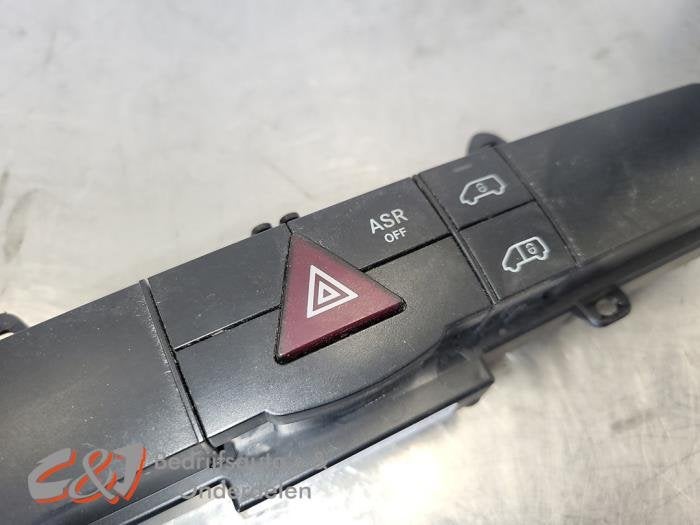 Paniekverlichtings Schakelaar van een Mercedes Sprinter, Gebruikt, -, Ophalen of Verzenden, -