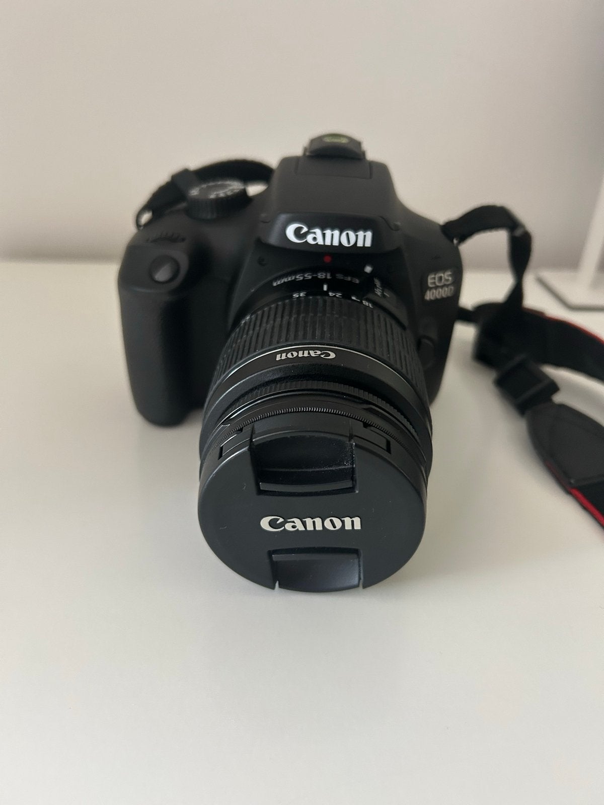 Canon EOS 4000D Spiegelreflexcamera met accessoires, Ophalen, Spiegelreflex, Canon, Zo goed als nieuw