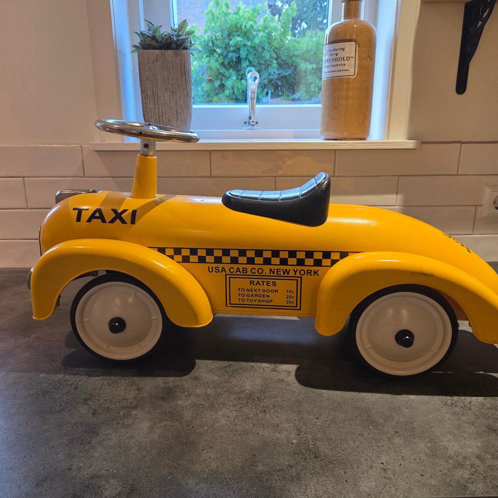 Gele Taxi Loopauto voor Kinderen - New York Stijl, Ophalen, Gebruikt