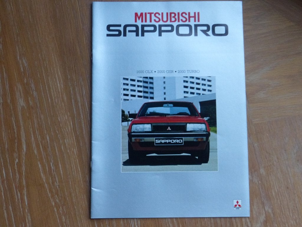 Mitsubishi Sapporo 1983 brochure NL, Verzenden, Zo goed als nieuw, Mitsubishi