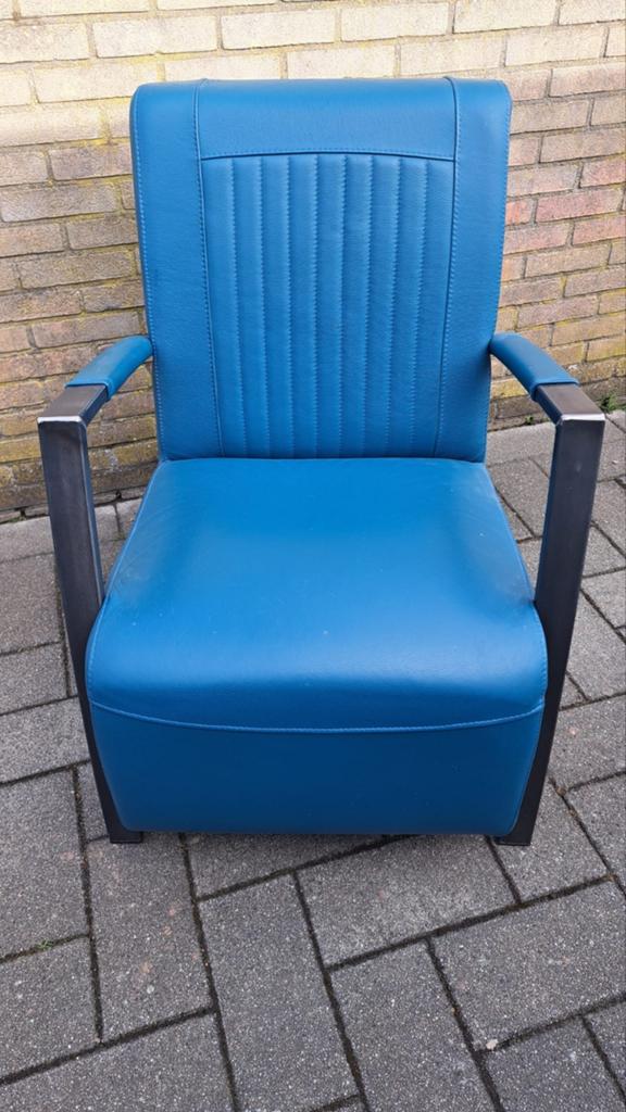 Mooie blauwe fauteuil, Ophalen of Verzenden, Gebruikt, 75 tot 100 cm, 50 tot 75 cm