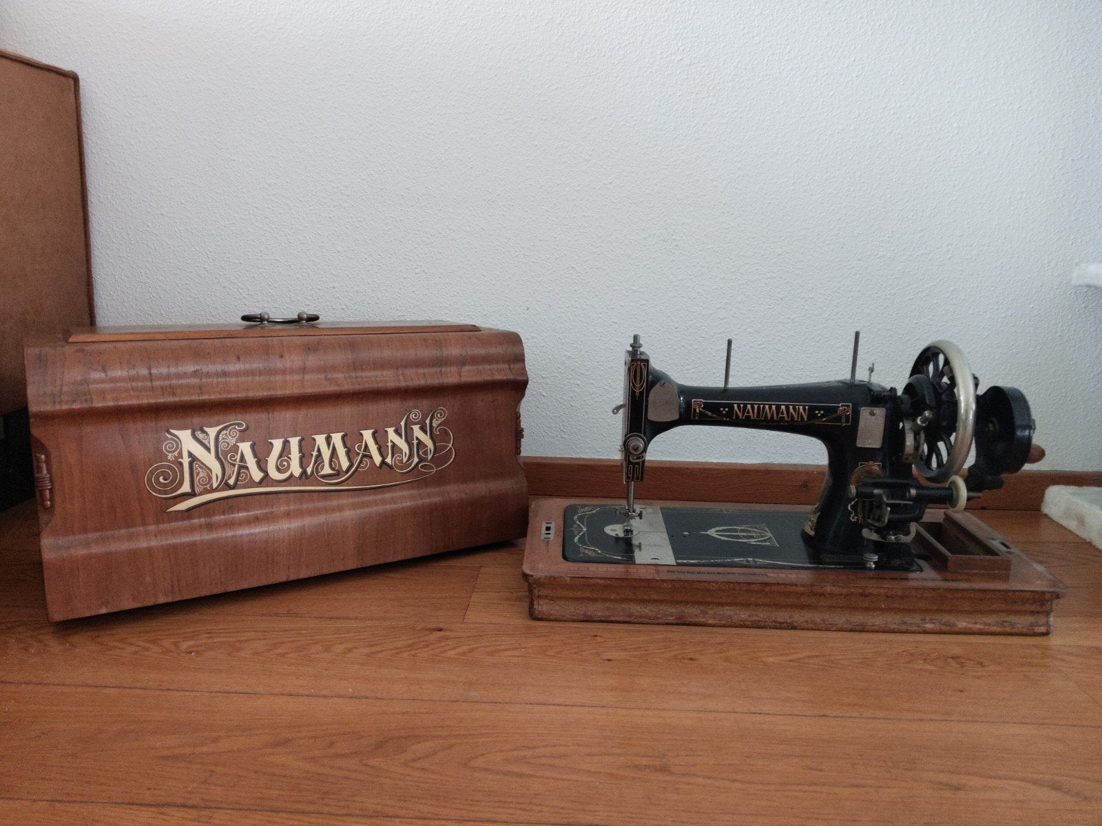 Antieke Naumann Naaimachine met Houten Koffer, Ophalen of Verzenden