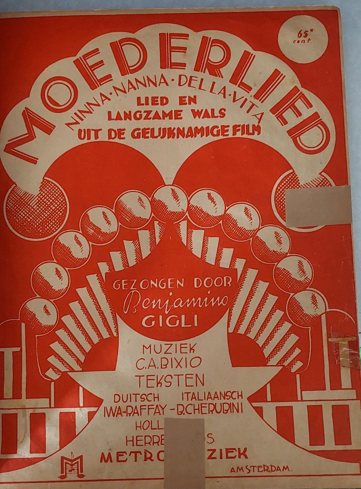 Foto 20 van Verschillende oude bladmuziek voor piano