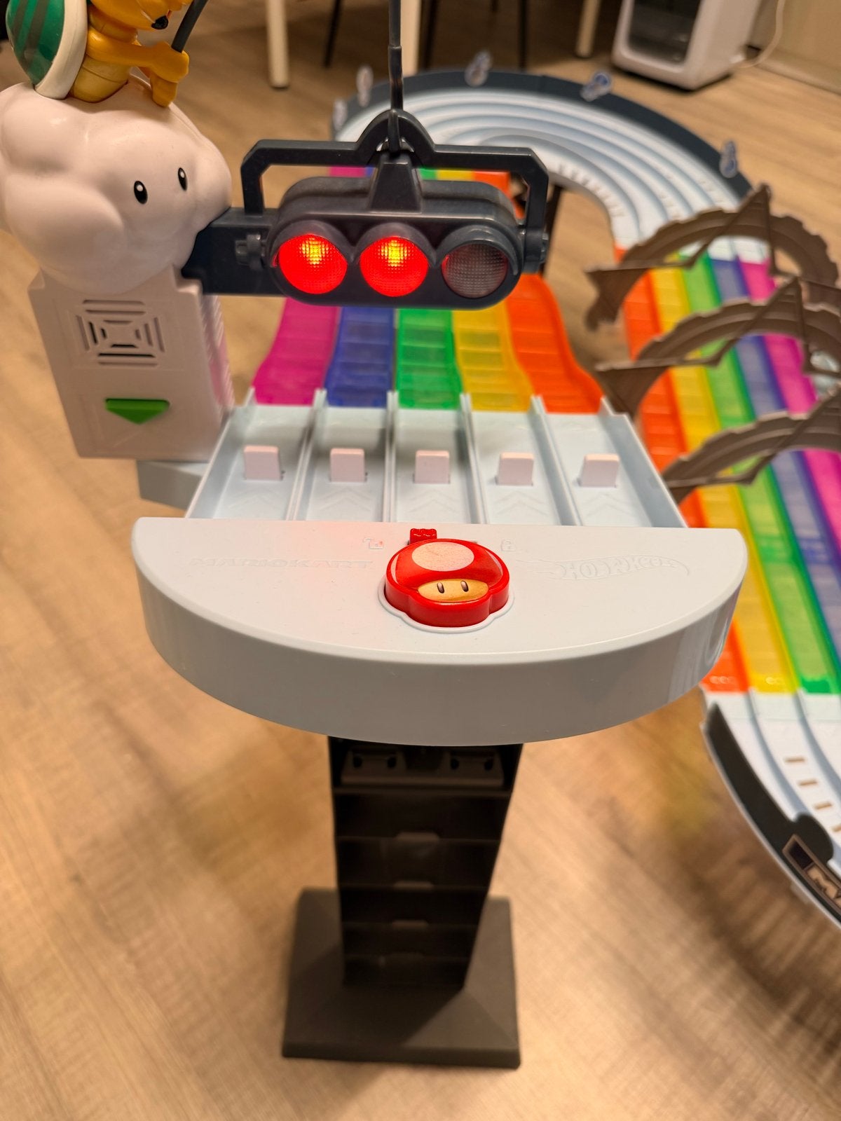 Hot Wheels Mario Kart Regenboogbaan Racebaan, Ophalen, Racebaan, Zelf te bouwen, Zo goed als nieuw