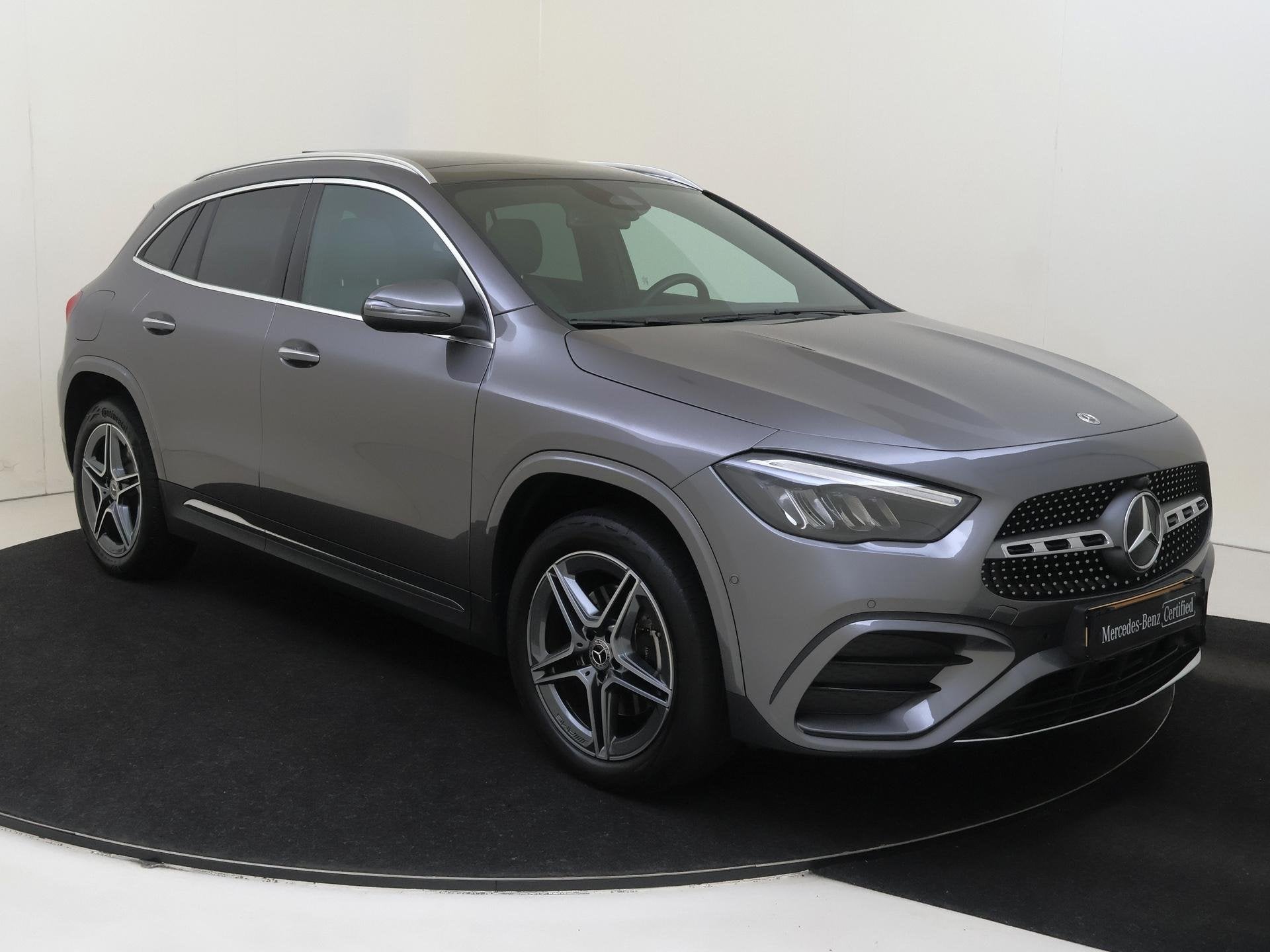 Mercedes-Benz GLA-klasse 250 e Star Edition AMG Line / Panor, Auto's, Stof, Euro 6, 16 kWh, Bedrijf