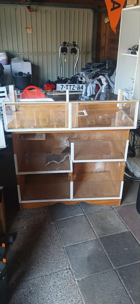 Zelf gemaakte cavia hok voor 2 cavia's, Ophalen