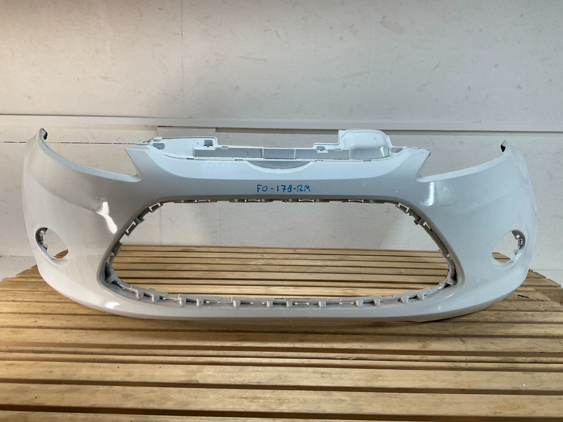 Bumper Ford Fiesta MK7 2008-2011 8A61-17757-B Voorbumper FO-, Gebruikt, Info@ford.com, Ophalen of Verzenden, Ford