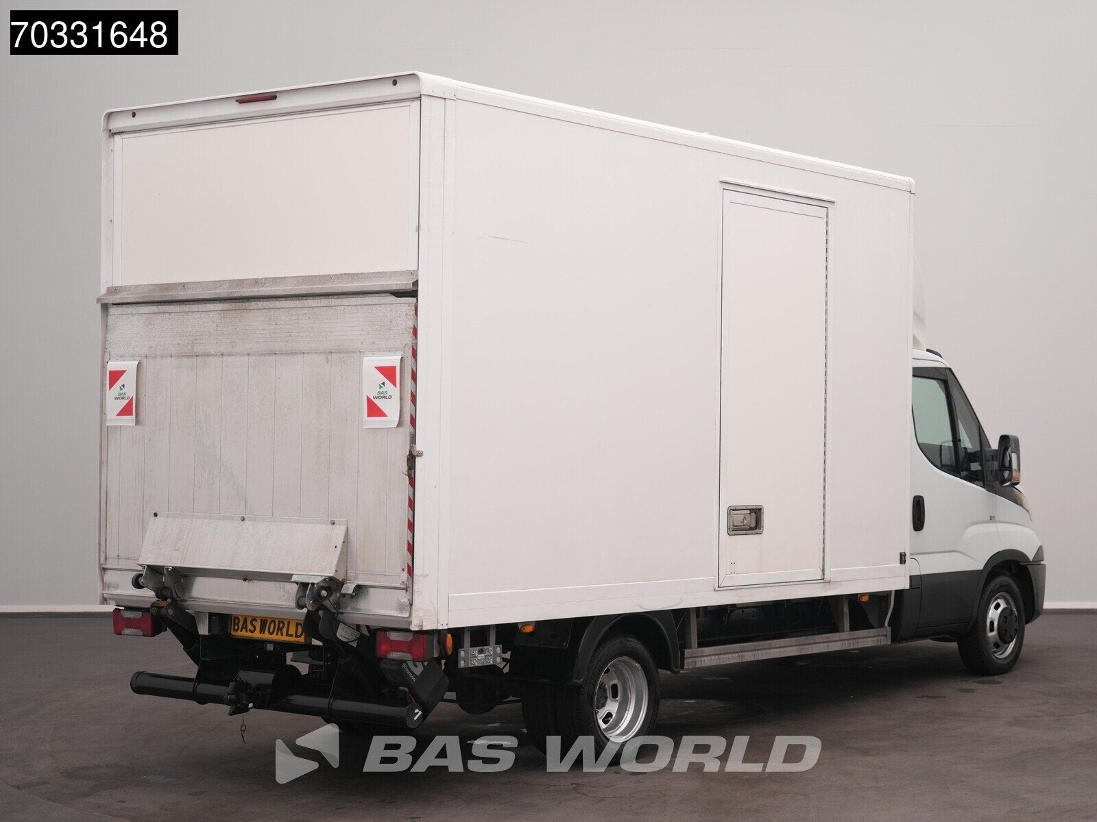Iveco Daily 35C15 3.0L Euro6 Laadklep 2x Zijdeur 3,5t Trekha, Stof, Gebruikt, Euro 6, 4 cilinders