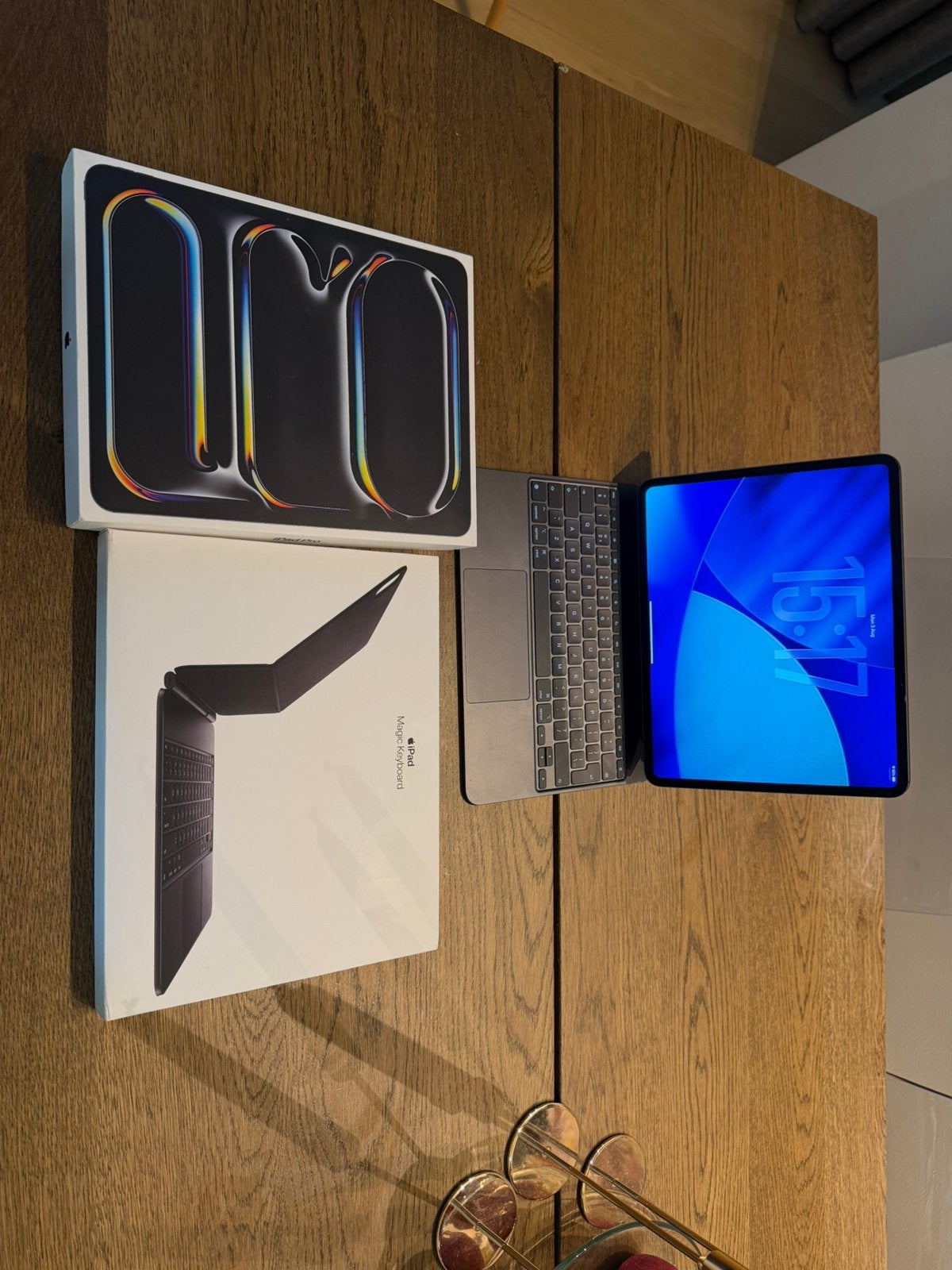 Apple - iPad Pro 13” (M5), 512GB, 5G + Magic Keyboard, Computers en Software, Apple iPads, Ophalen, 13 inch of meer, Zwart, Nieuw
