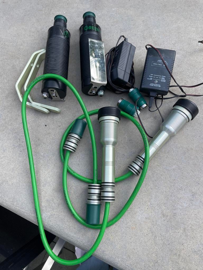 Green Force duiklampen set met lader en accessoires, Ophalen, Gebruikt, Overige typen