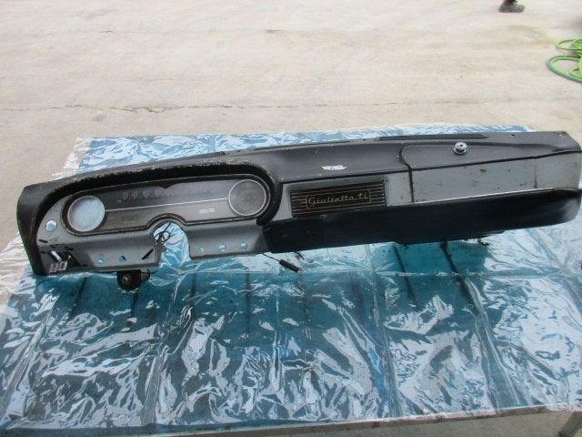 Dashboard for Alfa Romeo Giulietta T.i., Auto-onderdelen, Ophalen of Verzenden, Gebruikt, Alfa Romeo