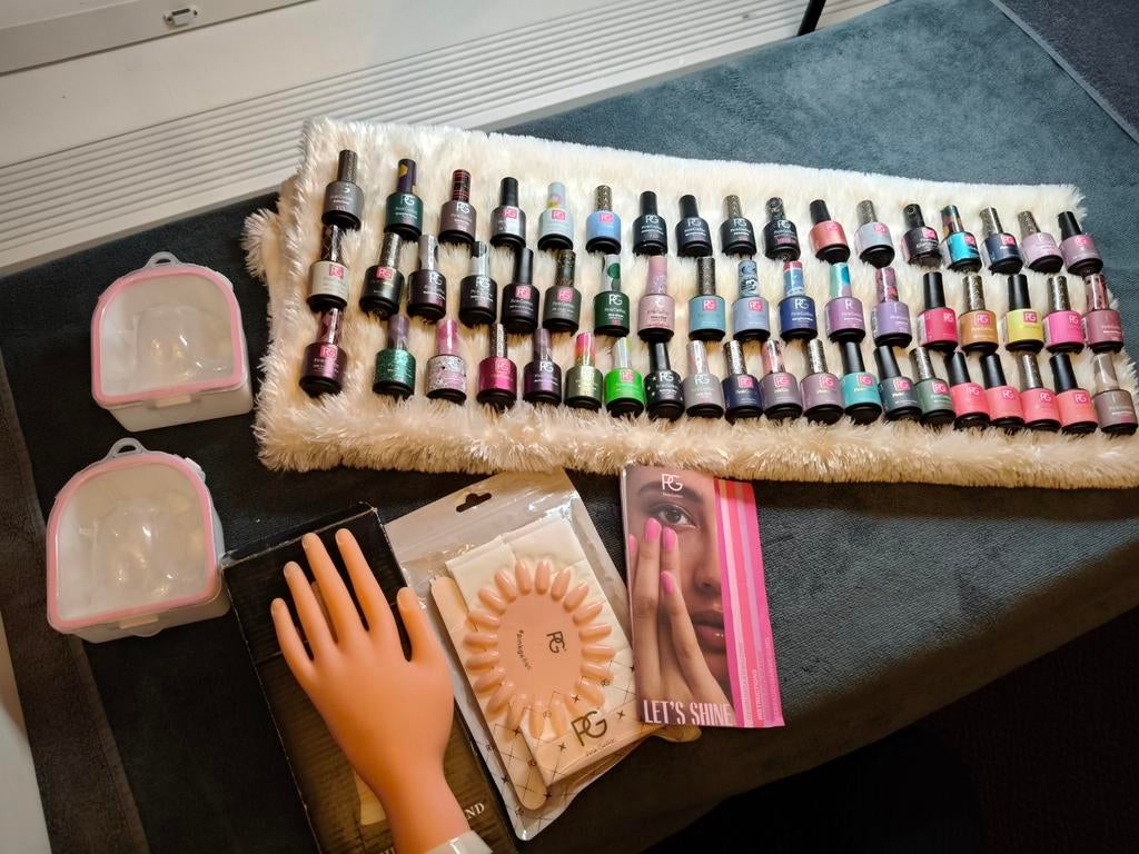 Pink Gellac set met 55 kleuren, lamp en accessoires, Sieraden, Tassen en Uiterlijk, Uiterlijk | Cosmetica en Make-up, Gebruikt