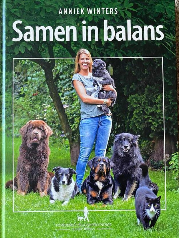 Samen in balans (met je hond.) Anniek Winters, Ophalen of Verzenden, Nieuw, Honden