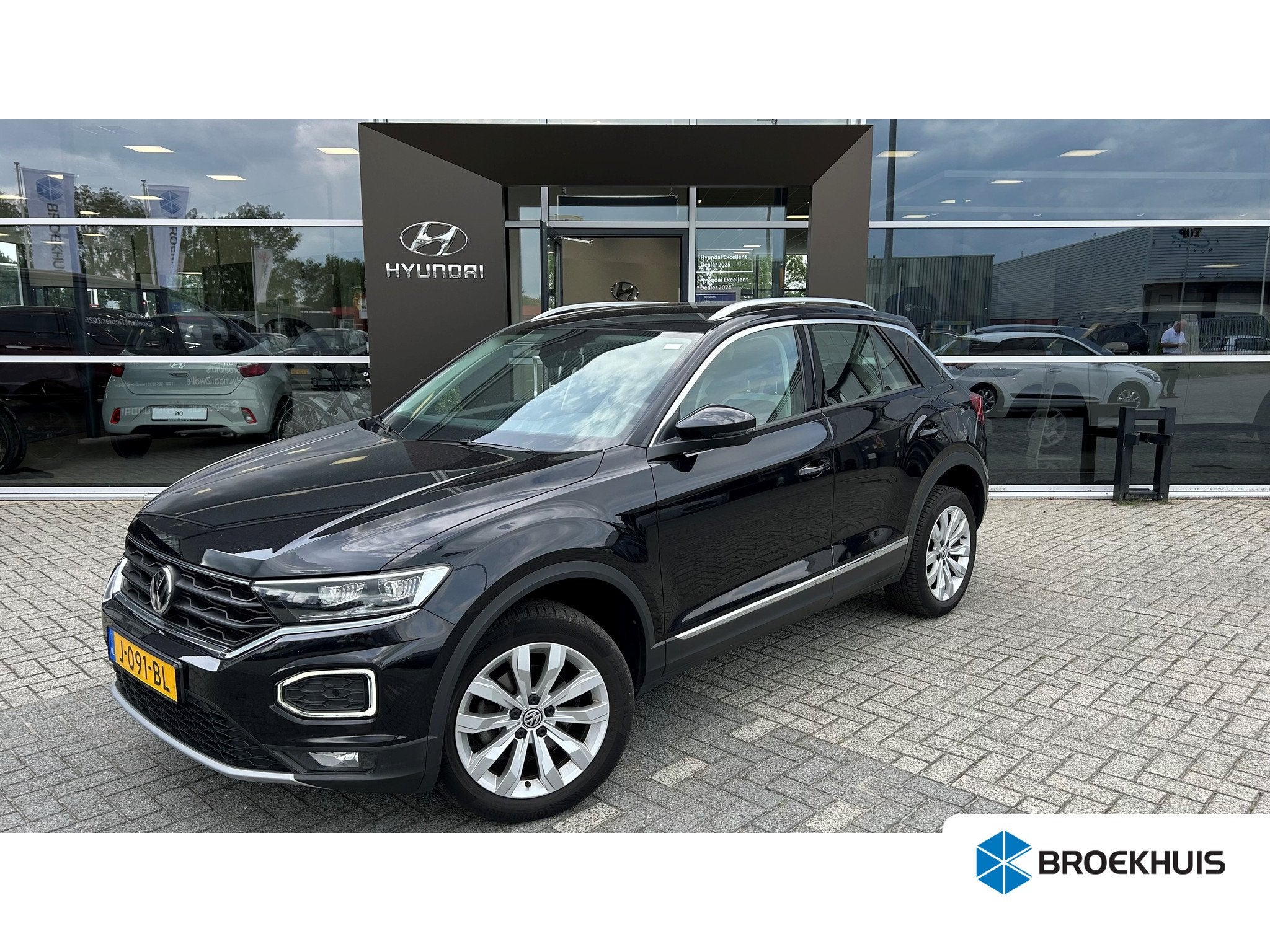 Volkswagen T-Roc 1.5 TSI Sport | AUTOMAAT | Navigatie | Adap