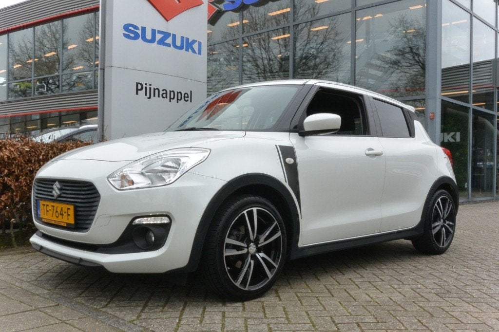 Suzuki SWIFT 1.2 Sportline 5-deurs Airco / Dubbele uitlaten, Auto's, Voorwielaandrijving, Gebruikt, 4 cilinders, Met garantie (alle)