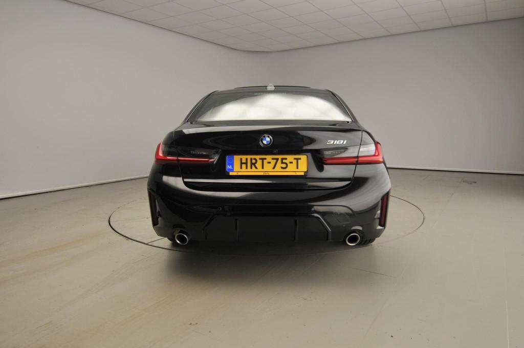 BMW 3 Serie Sedan 318i | M-Sportpakket | LED | Navigatie | S, Auto's, BMW, Automaat, 1998 cc, Gebruikt, Met garantie (alle)
