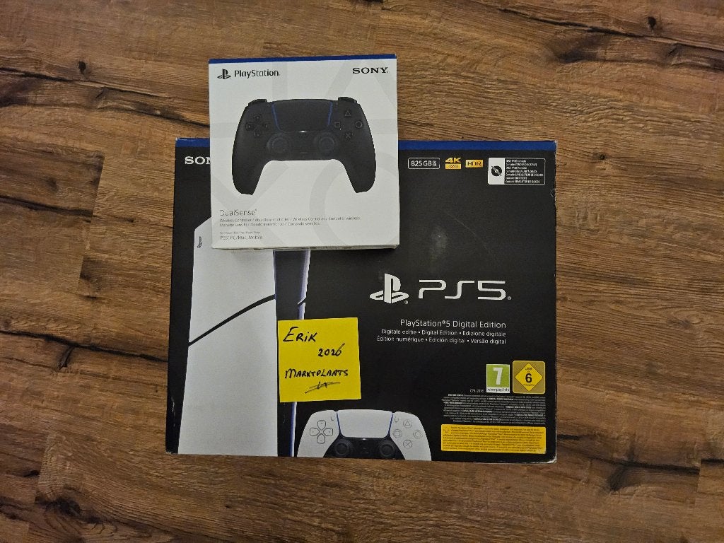 PS5 Digital + black controller! Nieuwstaat compleet in doos!, Spelcomputers en Games, Spelcomputers | Sony PlayStation 5, Ophalen