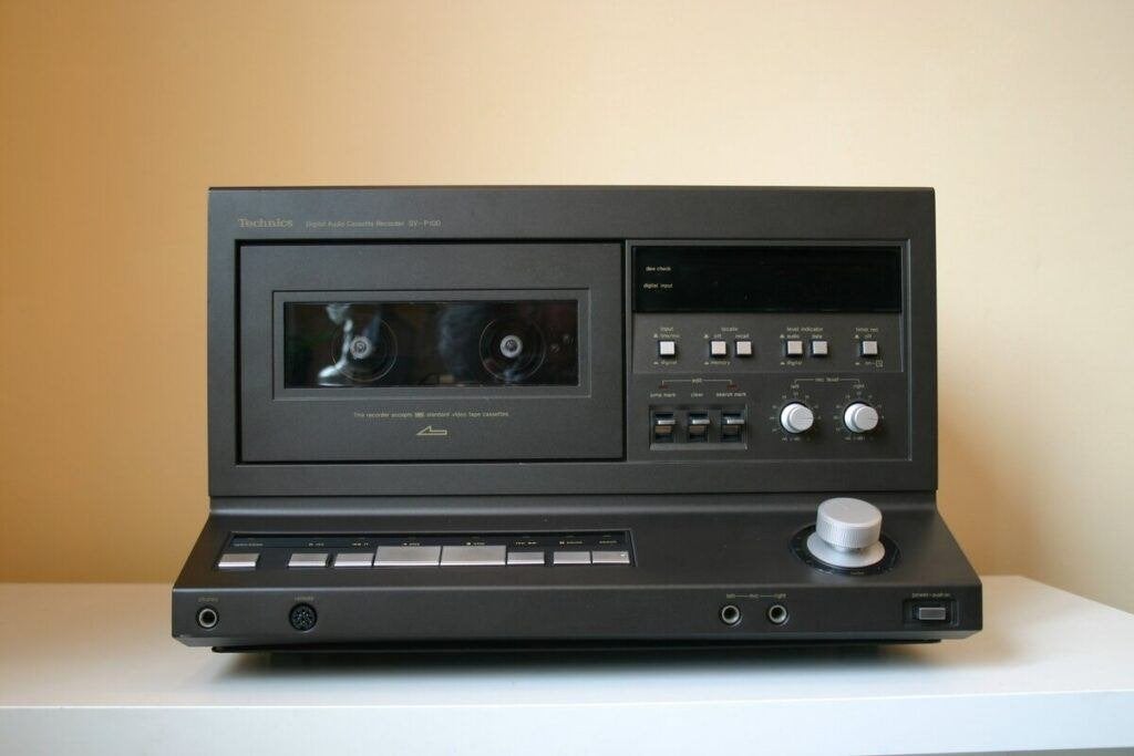 Zeldzame Technics SV-P100, Ophalen of Verzenden, Enkel, Overige merken, Tiptoetsen