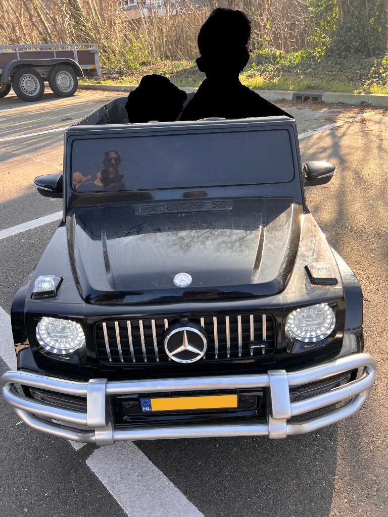Mercedes G63 AMG 2-persoons accu kinderauto, Ophalen, Zo goed als nieuw