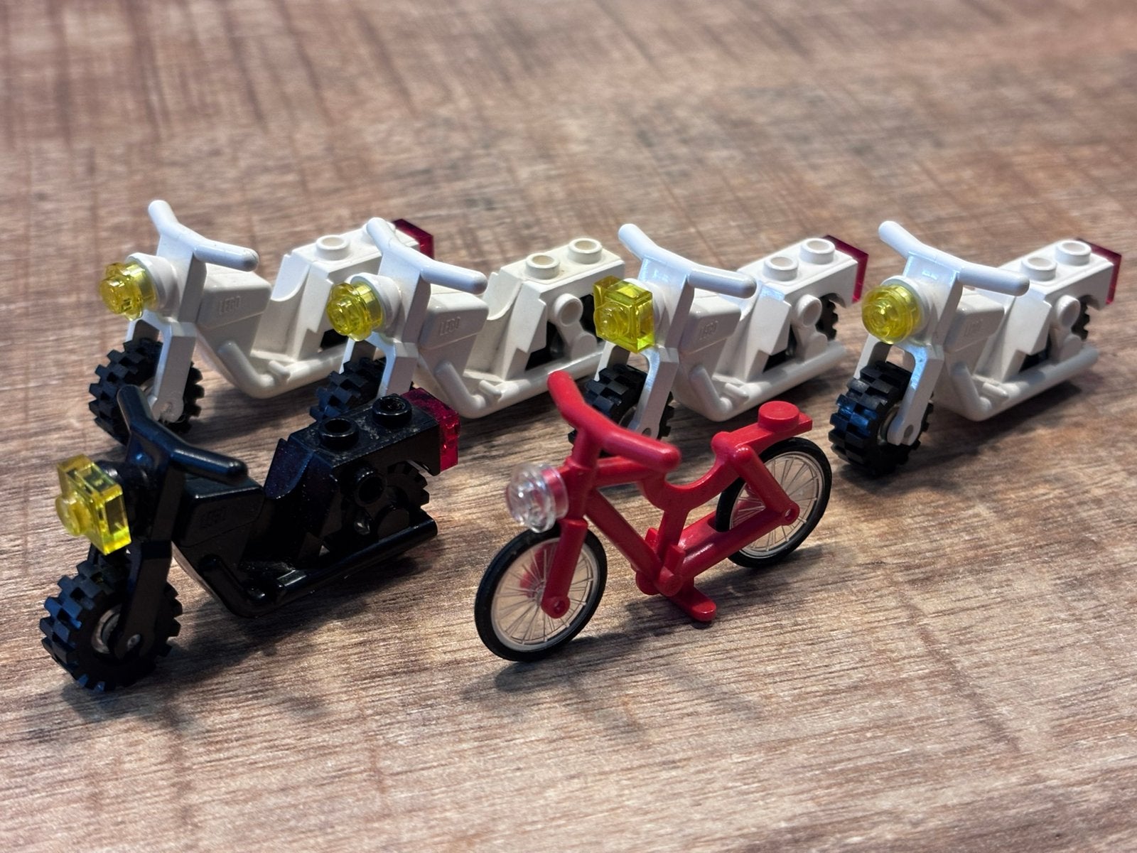 Vintage Lego: 5 motorfietsen & 1 fiets (jaren 80/90), Ophalen of Verzenden, Gebruikt, Losse stenen, Lego
