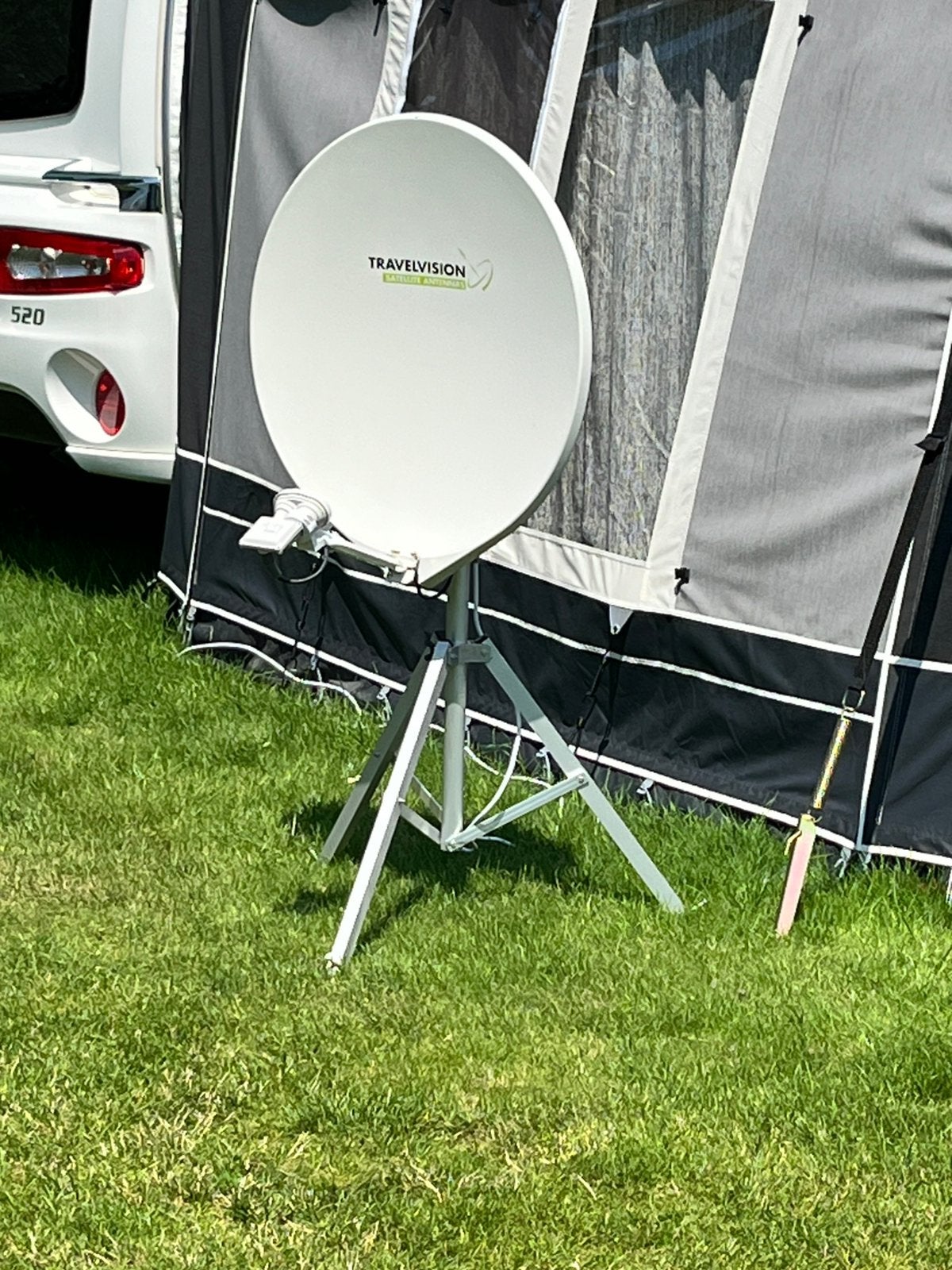 Automatische Travelvison SAT schotel R7, Ophalen, Zo goed als nieuw, (Schotel)antenne, Overige merken