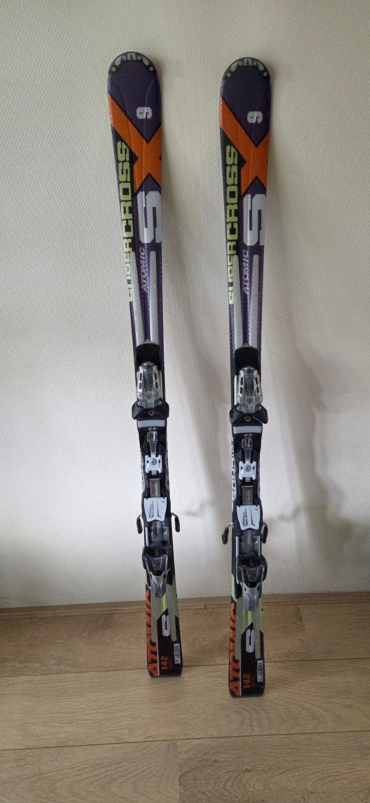 Atomic Supercross SX9 Ski's - 142 cm, 140 tot 160 cm, Gebruikt, Ophalen of Verzenden, Carve