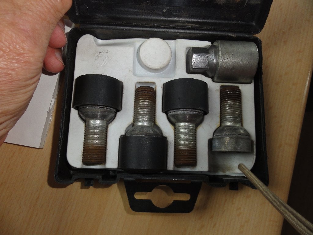 Wielsloten set M14 x 1.5 x 27 - VW, Audi, Skoda, Seat, Auto-onderdelen, Ophalen of Verzenden, Gebruikt, Audi