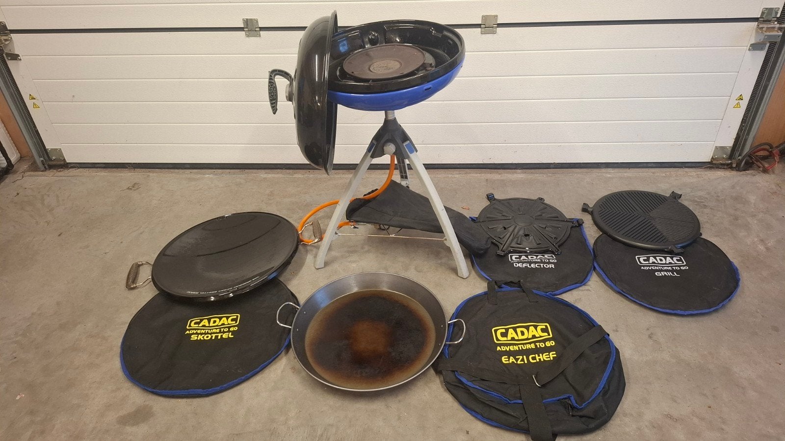 cadac skottelbraai., Ophalen